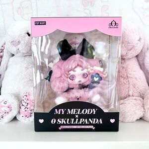 POP MART My Melody Skullpanda